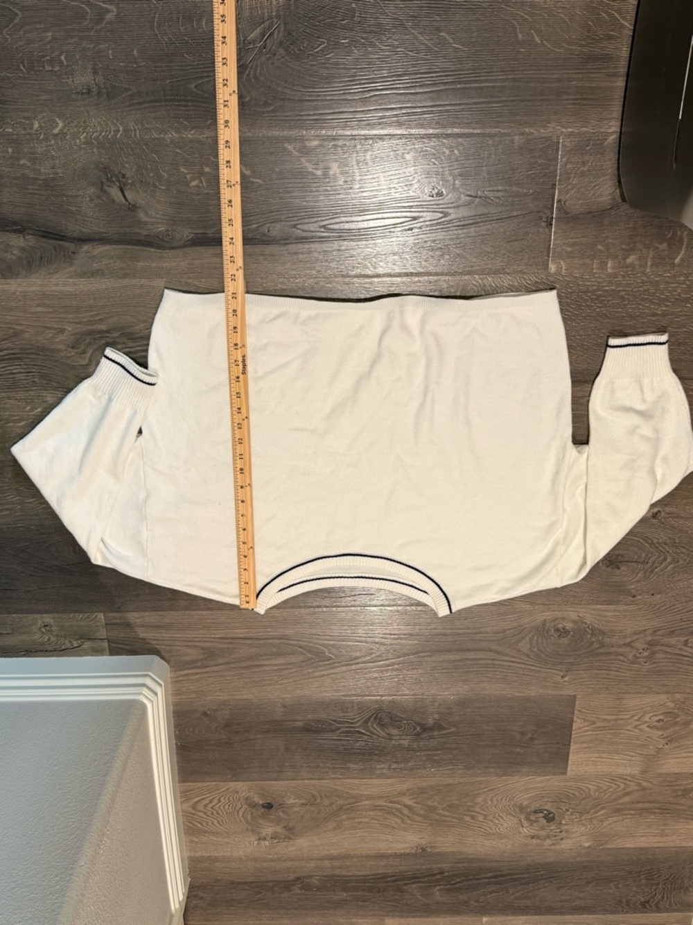 Cream Cropped Knit Sweater with Navy Trim - Picture 3 of 6